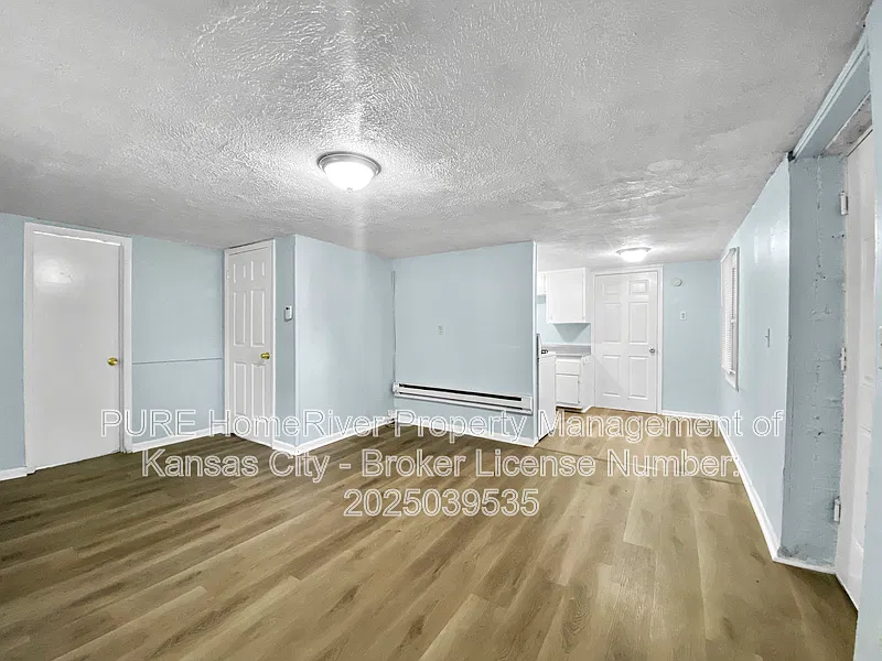 2 bed, 1.0 bath, 1000 sqft, $875 — Photo 3