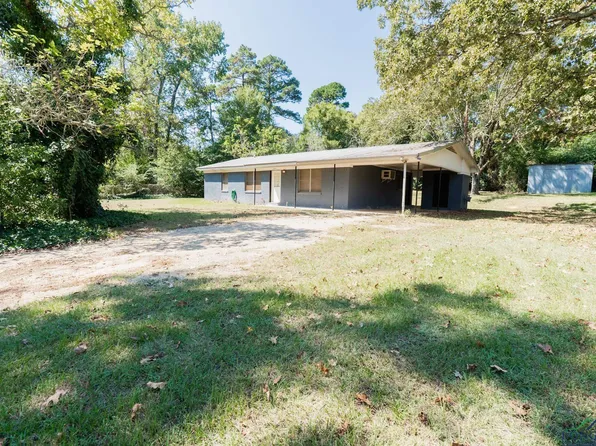 505 Pinecrest St, Avinger, TX 75630