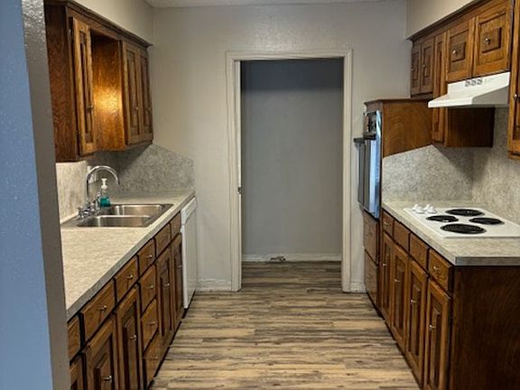 4th image of 718-722 Yorktown Ct #718