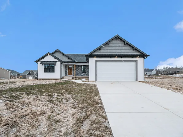 323 Katie Dr, Grand Rapids, MI 49534