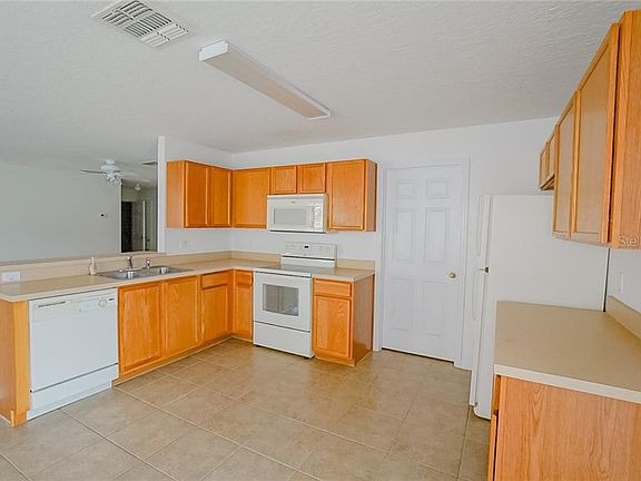 5th image of 2335 Martins Run