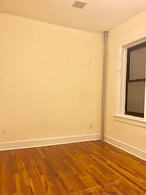 Rented by Compass | media 50