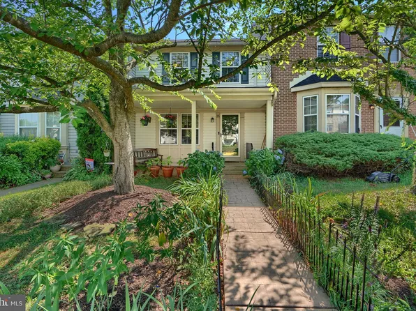 35 Parkhill Pl, Nottingham, MD 21236