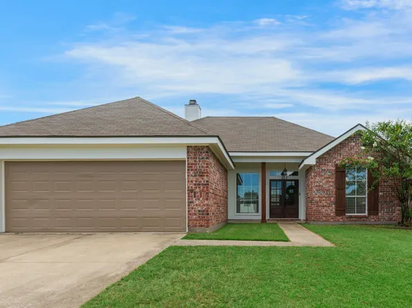 102 Doe Ln, Broussard, LA 70518