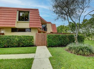 8337 Trent Ct APT B, Boca Raton, FL 33433