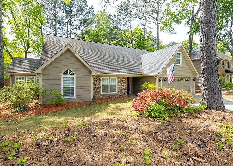 5686 Fairwood Dr NW Acworth GA 30101 Zillow