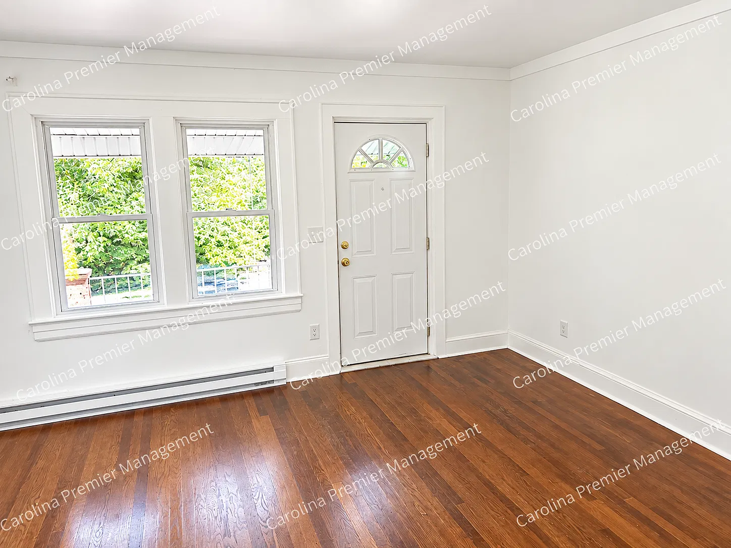2 bed, 836 sqft, $995 — Photo 2