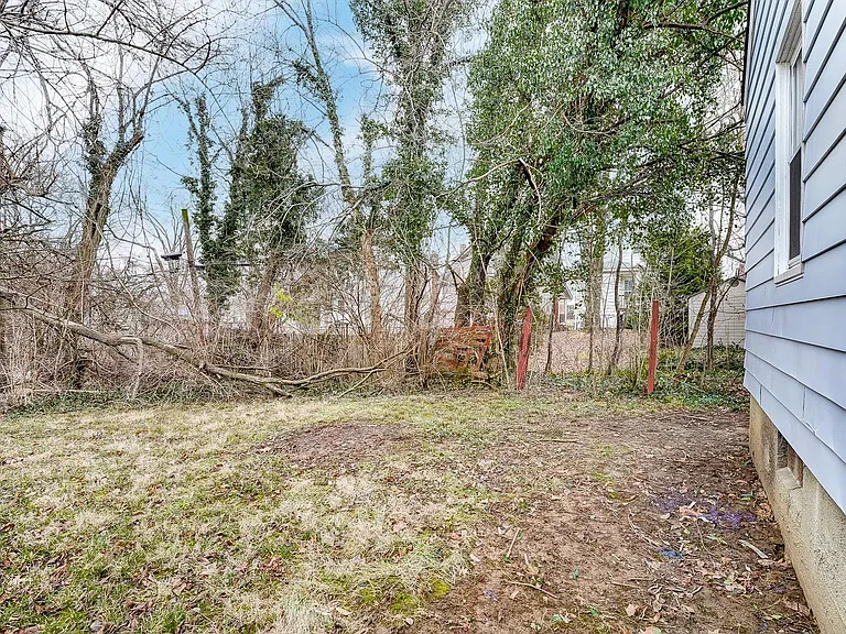 1908 Emerson Ave — Photo 26