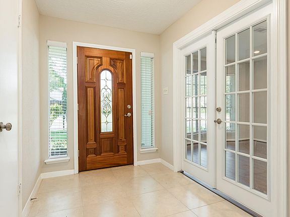 2nd image of 3042 Pecan Point Dr