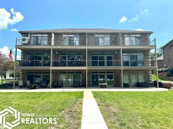 4658 Asbury Dr #1, Clear Lake, IA 50428