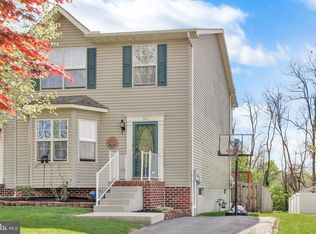 383 S Center St, Hanover, PA 17331