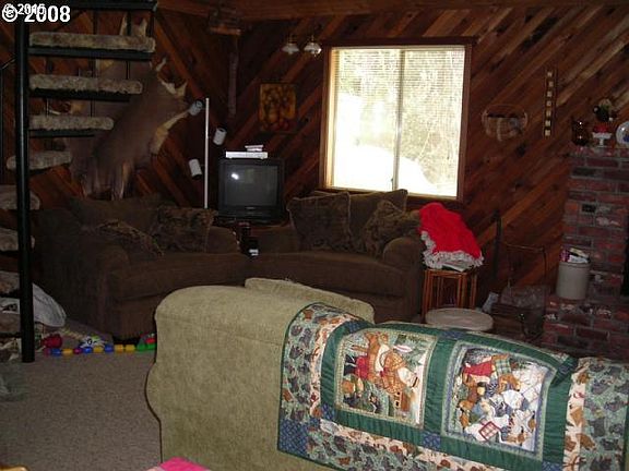 3rd image of 87 Northwoods