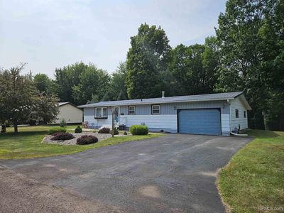 1029 Superior Dr, Carp Lake Township, MI, 49971