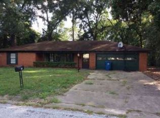 205 Freeman Dr, Athens, TX 75751