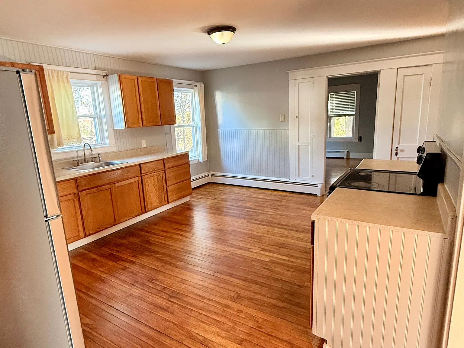 3 bed, $1,795 — Photo 2