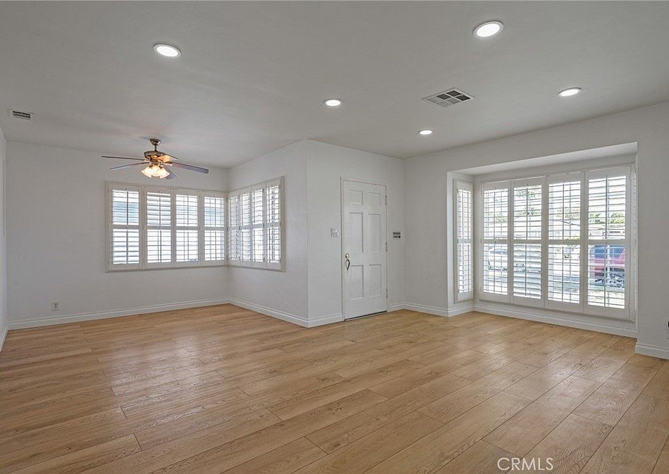 1st image of 2951 Baltic Ave