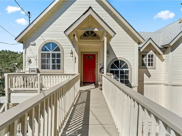 1230 Brentwood Dr, Lake Arrowhead, CA 92352
