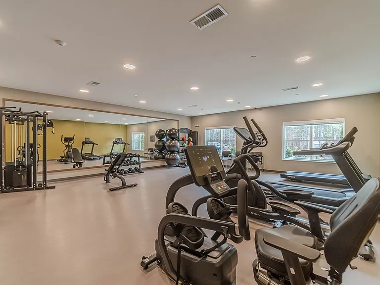 Shannon Reserve 55+ Apartments — Photo 20