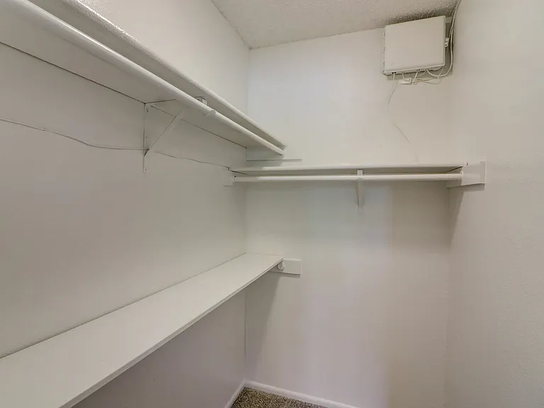 31-web-or-mls-Lake Park Rd-031