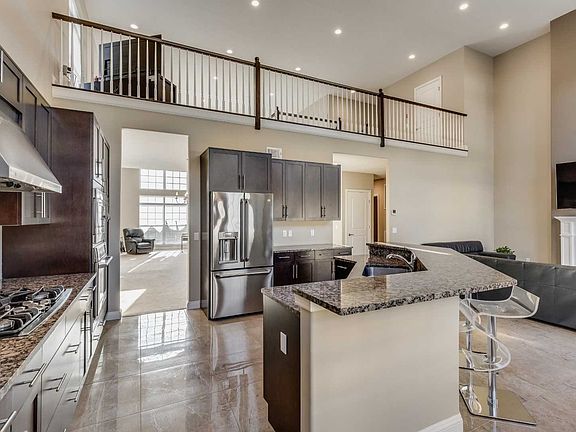 5th image of 55 Hamlet Woods Dr