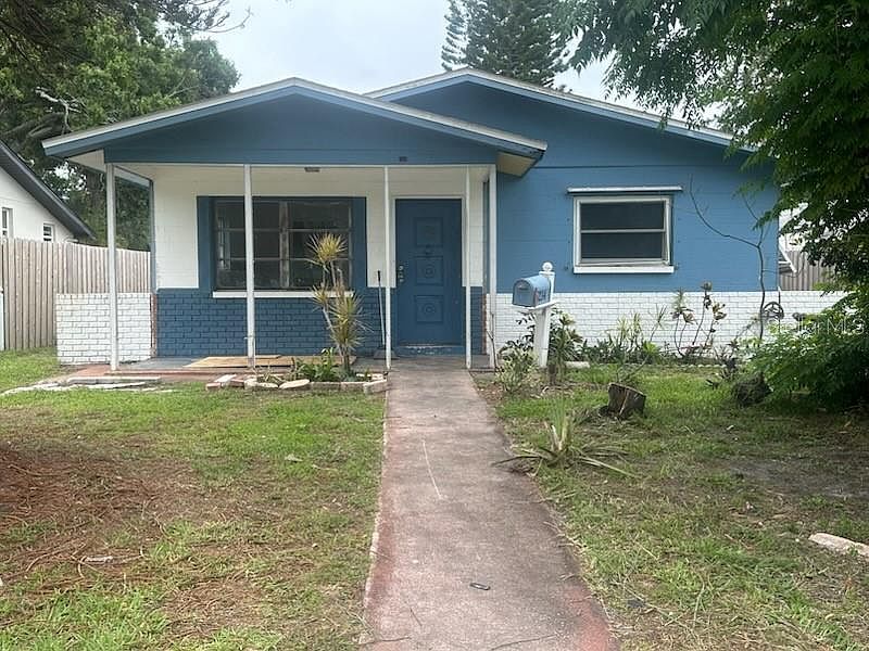 1st image of 5234 9TH AVENUE N