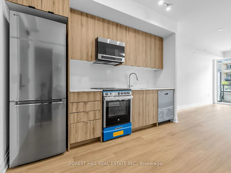 700 Sheppard Ave W #403 — Photo 15