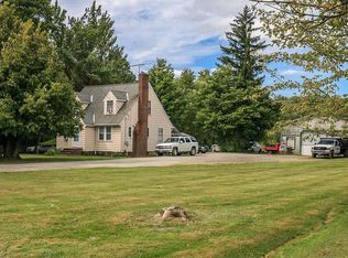 8569 Euclid Chardon Rd, Kirtland, OH 44094