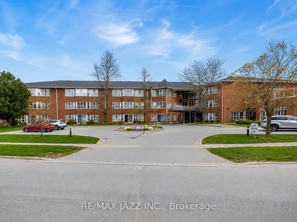 4 Heritage Way #106, Kawartha Lakes, ON K9V 5Z2