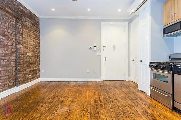 Rented by Centennial Properties NY | media 3