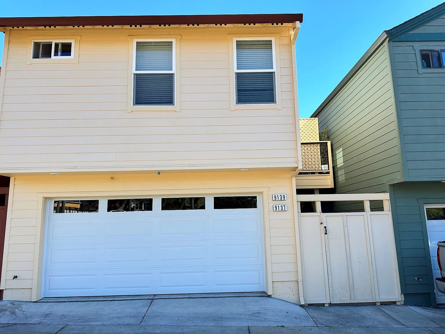 3 bed, 2.5 bath, 1655 sqft, $3,600 — Photo 4
