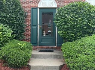 8 Winchester Ave, Peekskill, NY 10566