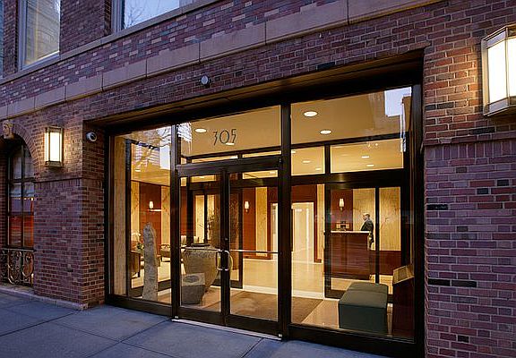 4th image of 305 E 63rd St APT 4L