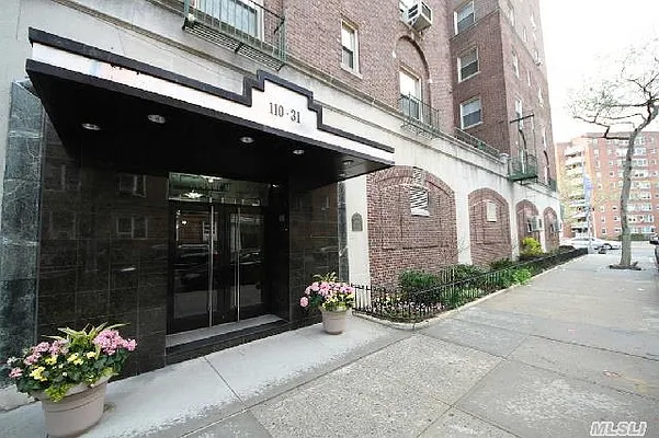 Sold by Prime Realty | media 20