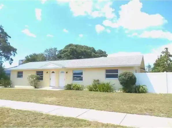 29716 70th St N APT 3, Clearwater, FL 33761