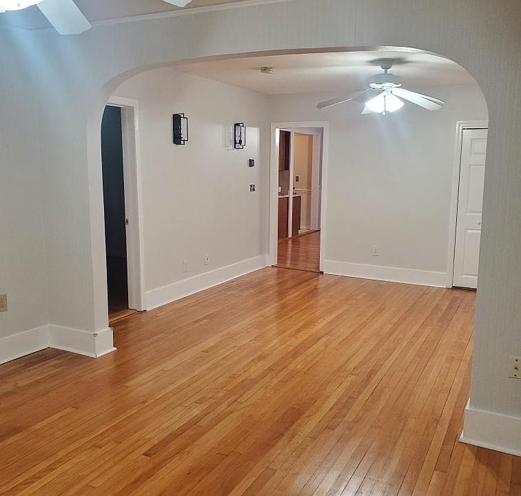 2nd image of 80 Cohasset St