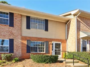 386 Northdale Ct, Lawrenceville, GA 30046
