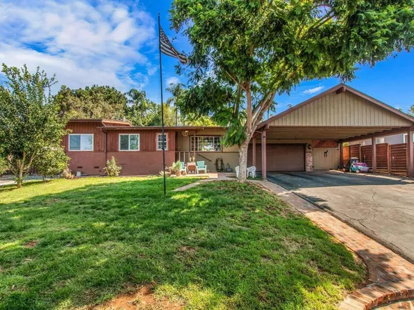 2112 Alexander Dr, Escondido, CA 92025