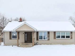 19537 Sunset Ln, South Bend, IN 46637