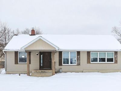 19537 Sunset Ln, South Bend, IN, 46637