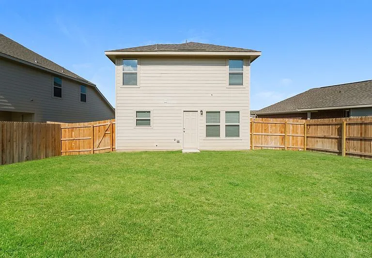9306 Somers Br — Photo 3
