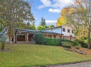 1099 Rogeretta Dr, Atlanta, GA 30329