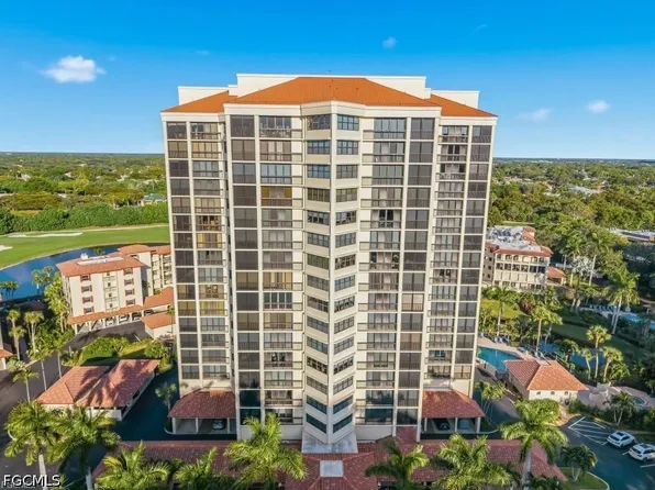 6000 Pelican Bay Blvd APT 904, Naples, FL 34108