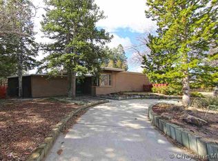 315 W 8th Ave, Cheyenne, WY 82001