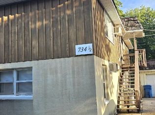 734 E Main St APT 1, Morris, IL 60450