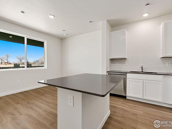 5th image of 3729 Katina Way