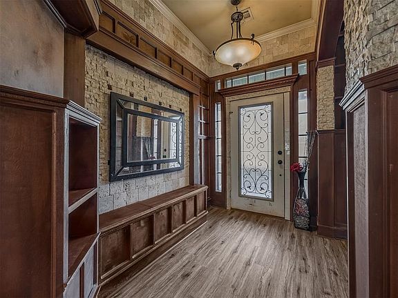 5th image of 1908 Hackney Ct