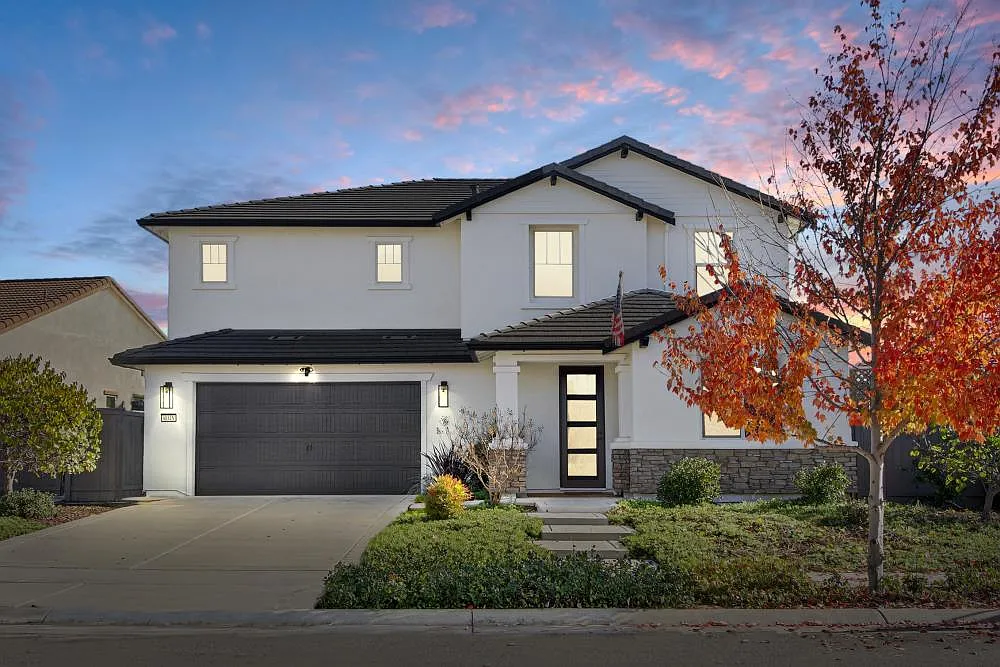 4048 Chuckwagon Way photo 1