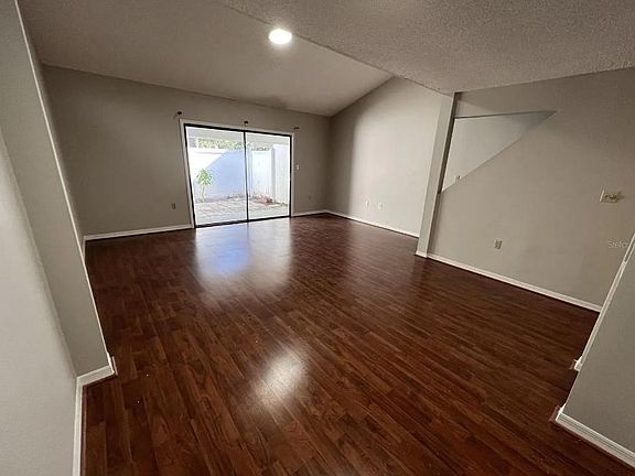 2nd image of 5073 Ernst Ct