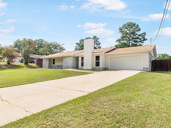 2nd image of 748 Willow Oaks Dr