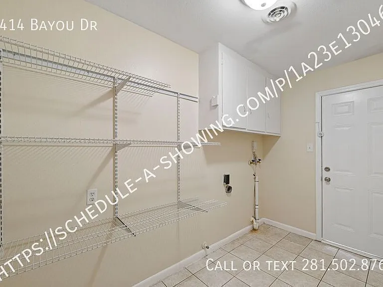 2414 Bayou Dr — Photo 6
